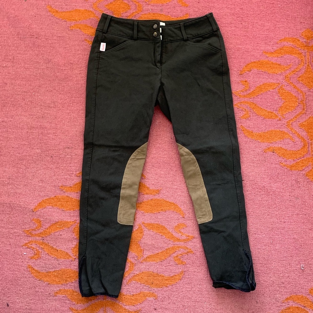 Tailored Sportsman Trophy Hunters